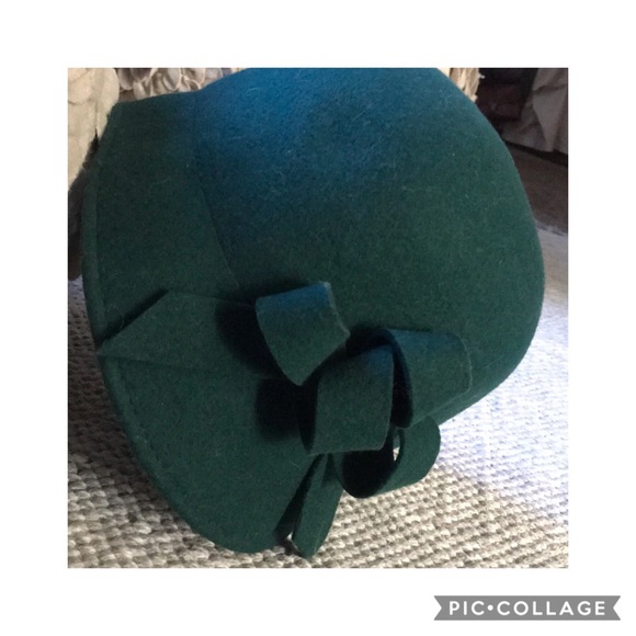 Anthropologie Accessories - Forrest Green Felted Cloche Hat